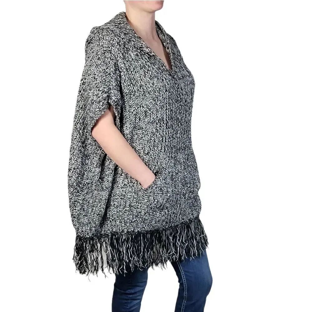 Forever 21 Black and White Knitted Fringe Poncho